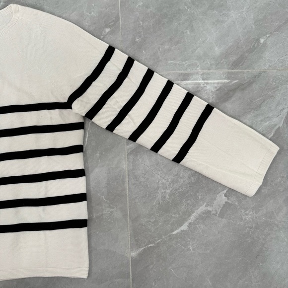 Women’s Uniqlo 3D Knit Seamless Cotton Crew Neck Pullover Striped Sweater Small - Picture 4 of 16